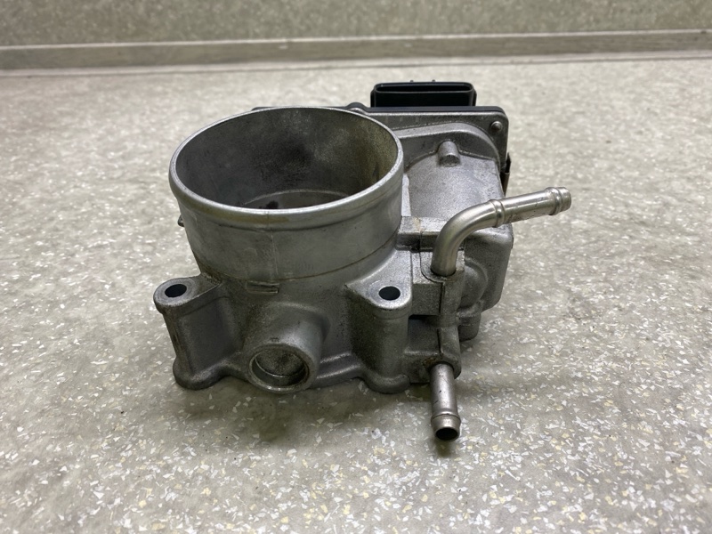 Дроссельная заслонка LEXUS ES300 ES330 01-06 3.3 3MZFE