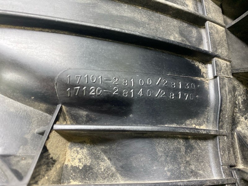 Коллектор впускной CAMRY 40 06-11 2009 2.4 2AZFXE