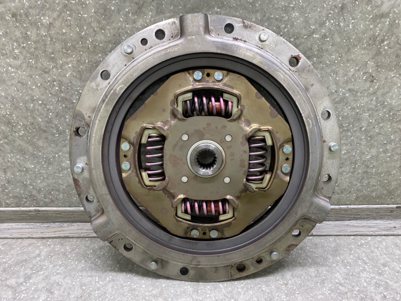 Диск сцепления PRIUS - 30 09-17 1.8 2ZR-FXE