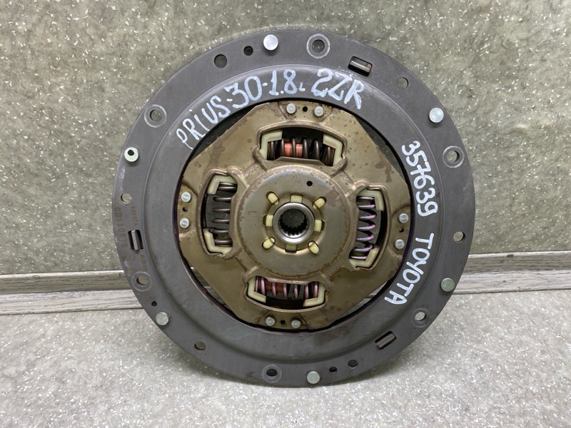 Диск сцепления TOYOTA PRIUS - 30 09-17 1.8 2ZR-FXE 31270-47060 Б/У