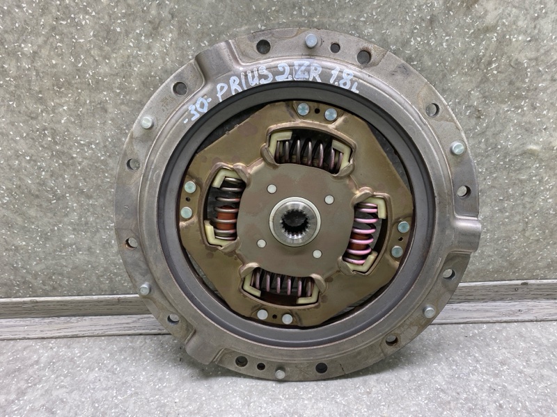 Диск сцепления PRIUS - 30 09-17 1.8 2ZR-FXE