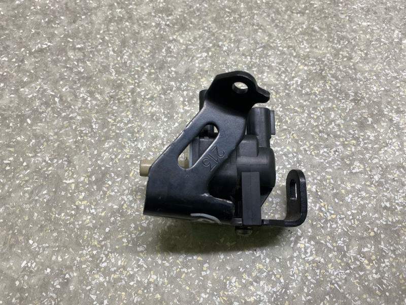 Клапан электромагнитный (вакуумный) ES350 06-12 2007 3.5 2GR-FE Клапан электромагнитный (вакуумный) ES350 06-12 2007 3.5 2GR-FE