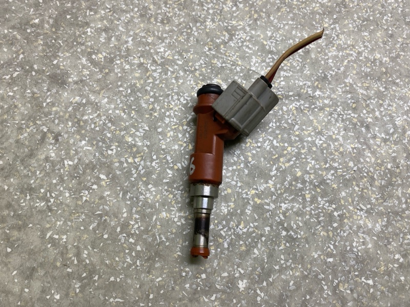 Форсунка топливная ES350 06-12 2007 3.5 2GR-FE