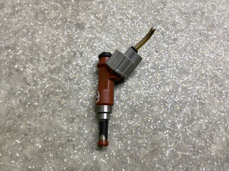 Форсунка топливная ES350 06-12 2007 3.5 2GR-FE