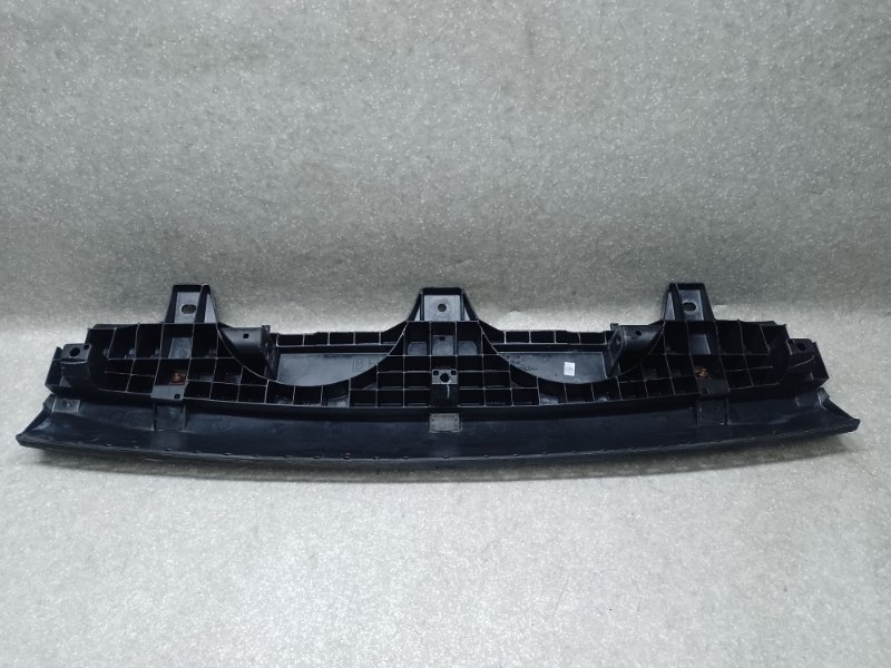 Дефлектор радиатора SUBARU LEGACY BN 14-18 2014 2.5 FB25B 57707AL04A Б/У