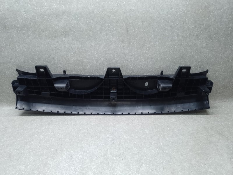 Дефлектор радиатора LEGACY BN 14-18 2014 2.5 FB25B