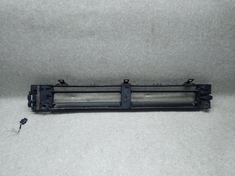 Жалюзи радиатора SUBARU LEGACY BN 14-18 2014 2.5 FB25B 52811AL00A Б/У