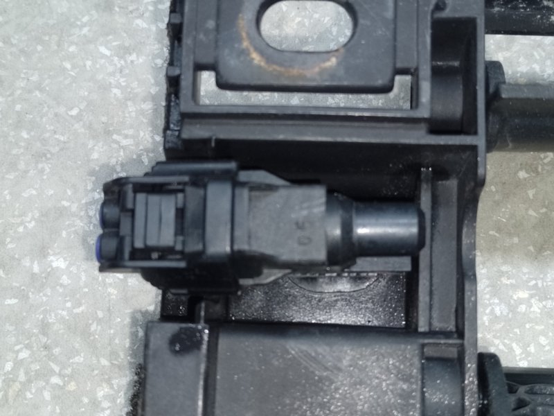 Жалюзи радиатора LEGACY BN 14-18 2014 2.5 FB25B