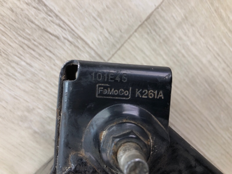 Балка под радиатор ESCAPE 12-19 2018 T15HDTX Балка под радиатор ESCAPE 12-19 2018 T15HDTX