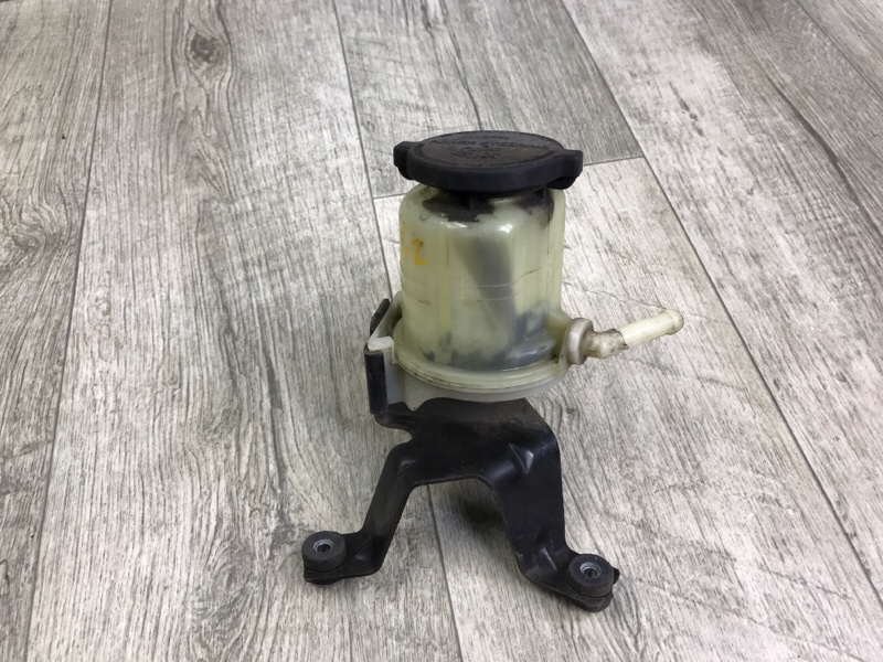 Бачок ГУР TOYOTA TACOMA 05-15 4.0 1GRFE Бачок ГУР TOYOTA TACOMA 05-15 4.0 1GRFE