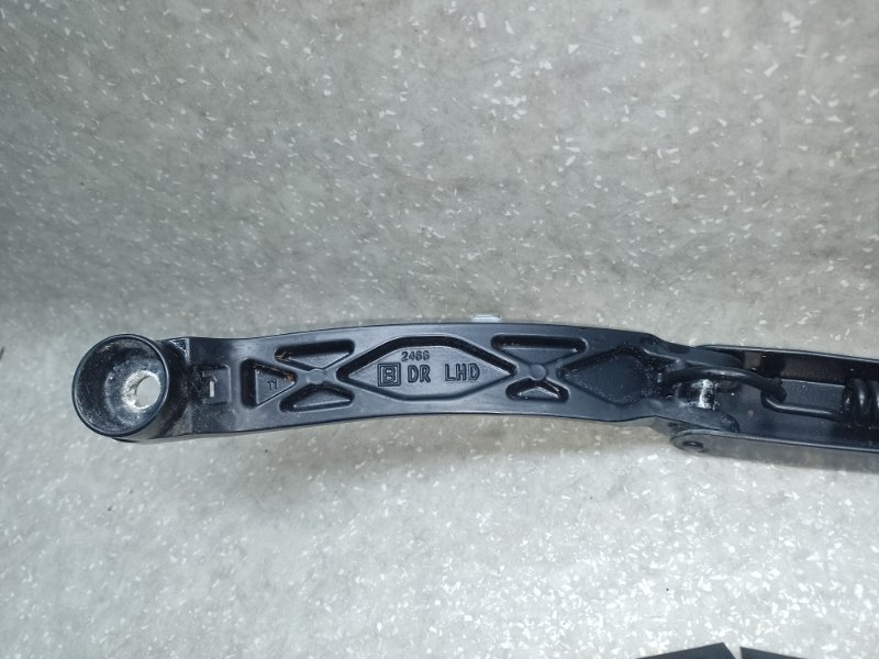 Поводок стеклоочистителя передний левый LEGACY BN 14-18 2014 2.5 FB25B