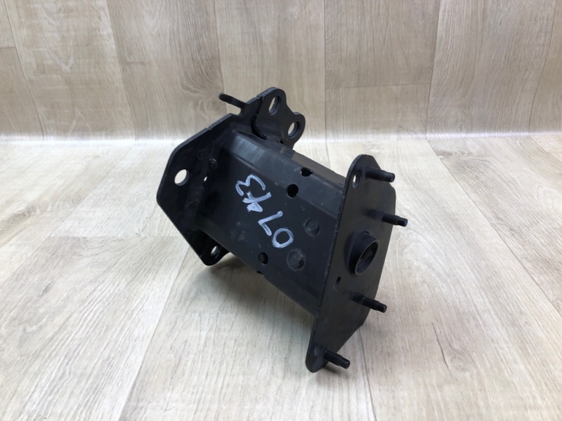 Кронштейн усилителя заднего бампера левый NISSAN X-TRAIL/ROGUE T33 20- 2021 2.5 PR25DD 852116RA0A Б/У