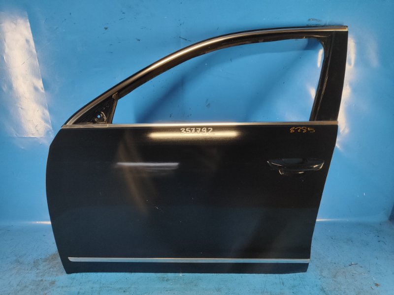 Дверь передняя левая VOLKSWAGEN PASSAT B8 14- 2015 1.8 CPRA 561 831 055 G Б/У