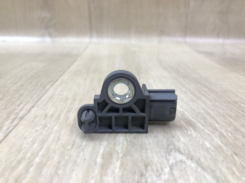 Датчик удара передний NISSAN X-TRAIL/ROGUE T32 13-20 Датчик удара передний NISSAN X-TRAIL/ROGUE T32 13-20