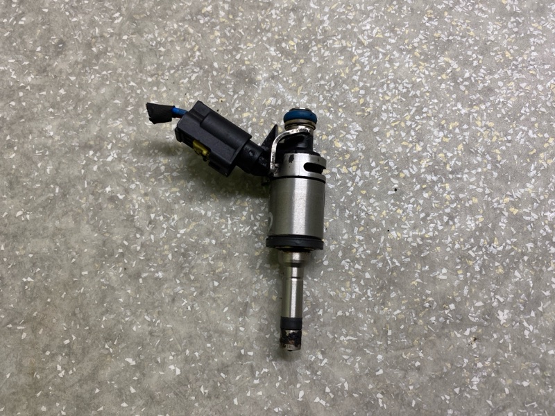 Форсунка топливная SORENTO UM 14- 2015 2.4 G4KJ