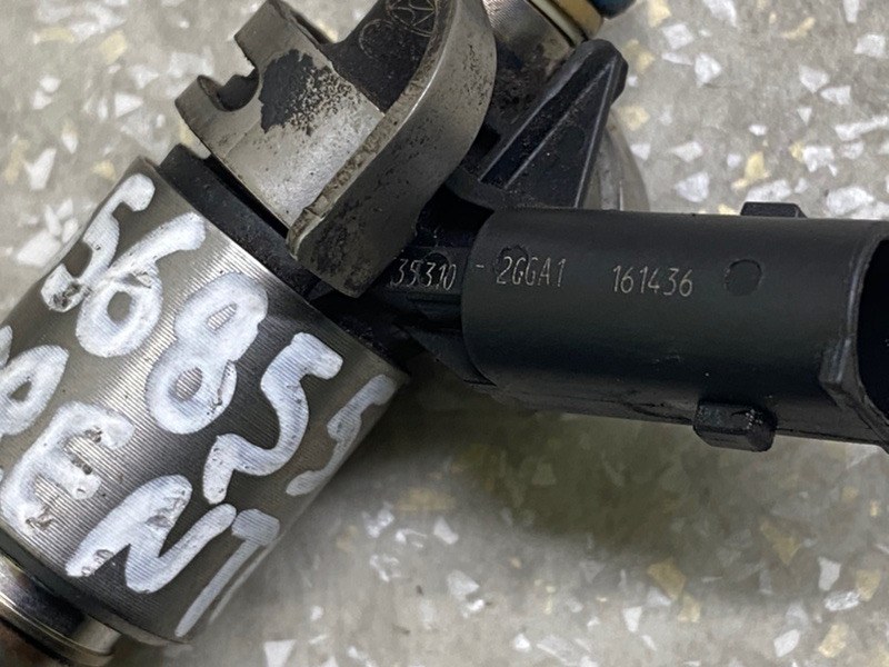 Форсунка топливная KIA SORENTO UM 14- 2.4 G4KJ