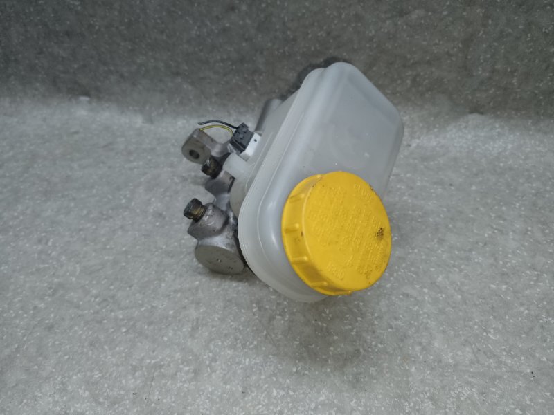 Главный тормозной цилиндр LEGACY BN 14-18 2014 2.5 FB25B