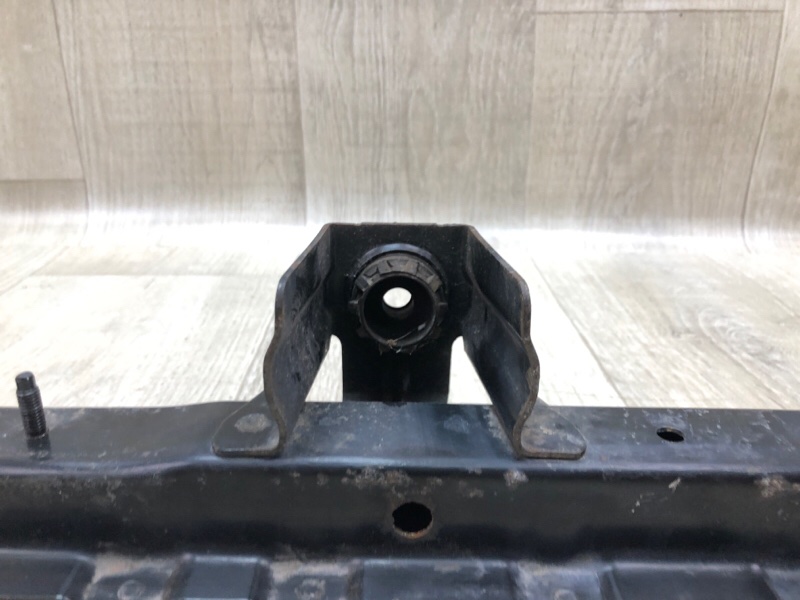 Балка под радиатор X-TRAIL/ROGUE T32 13-20