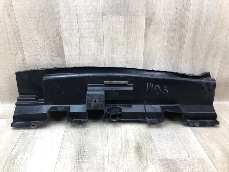 Дефлектор радиатора NISSAN X-TRAIL/ROGUE T32 13-20 21579-4BA0A Б/У