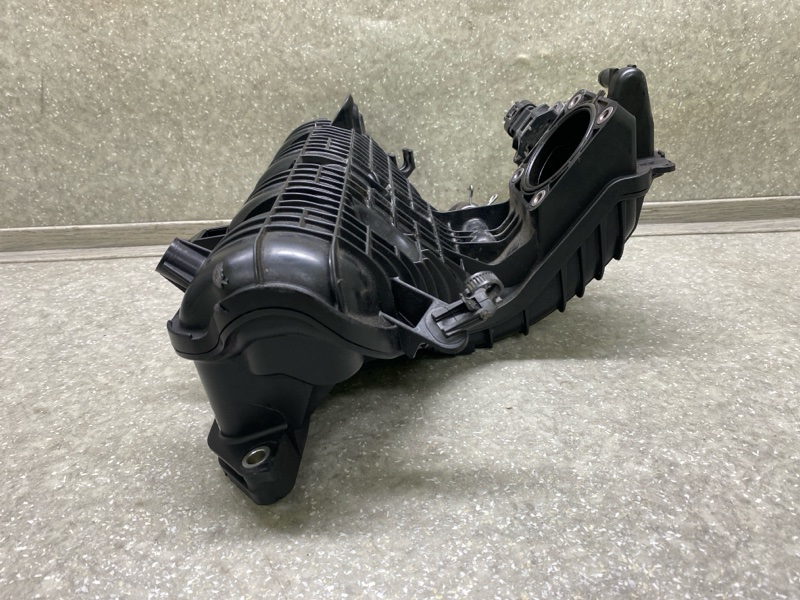 Коллектор впускной CT200 11-17 2013 1.8 2ZRFXE