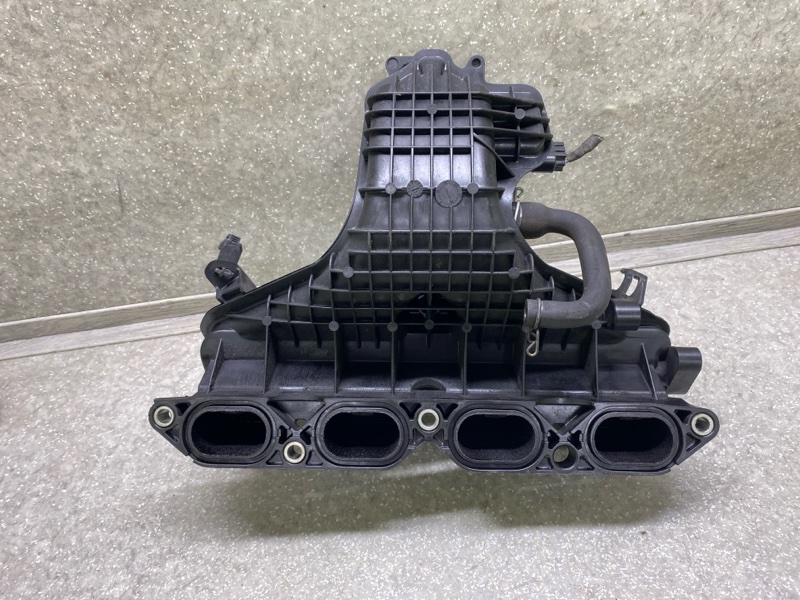 Коллектор впускной CT200 11-17 2013 1.8 2ZRFXE