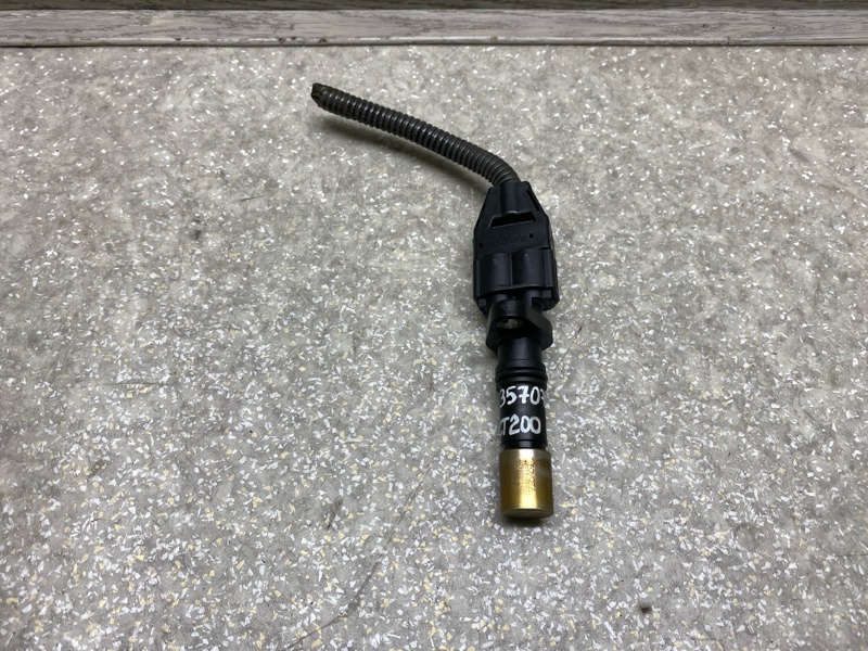 Датчик положения коленвала LEXUS CT200 11-17 2013 1.8 2ZRFXE 90919-05070 Б/У