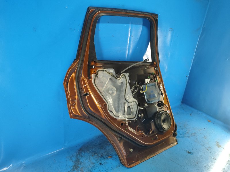 Дверь задняя левая ESCAPE 12-19