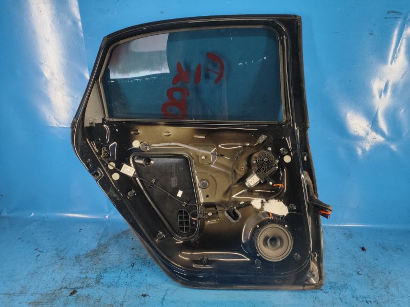 Дверь задняя левая PASSAT B8 14- 2015 1.8 CPRA
