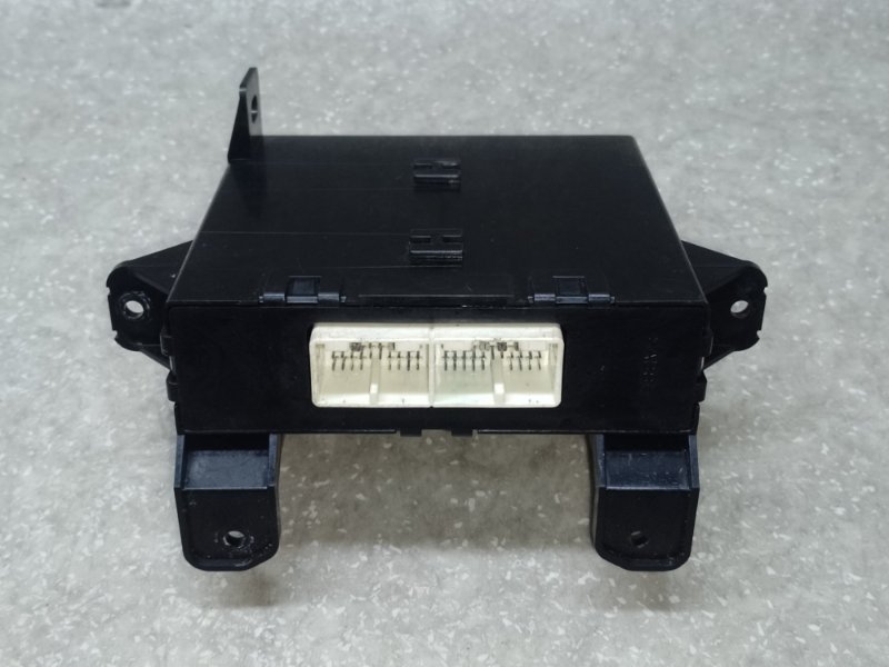 Блок управления печкой SUBARU LEGACY BN 14-18 2014 2.5 FB25B 72343AL22A Б/У