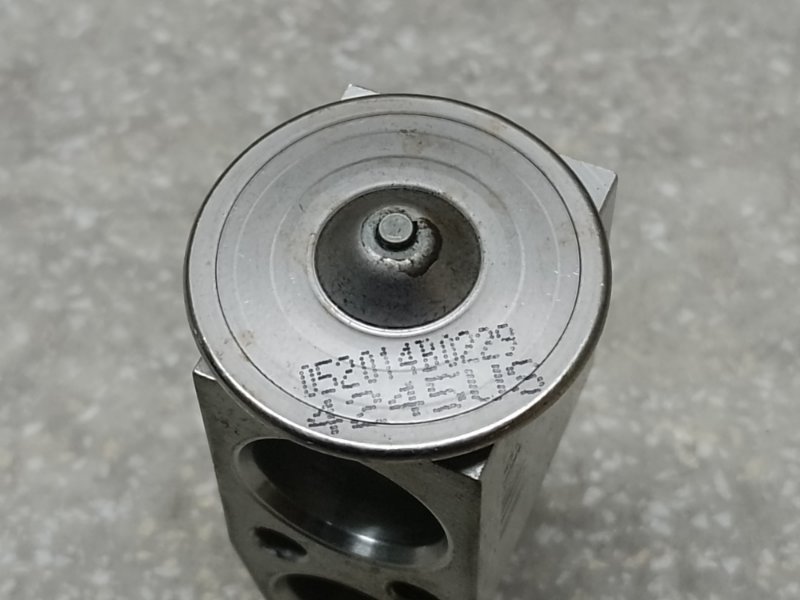 Клапан кондиционера LEGACY BN 14-18 2014 2.5 FB25B