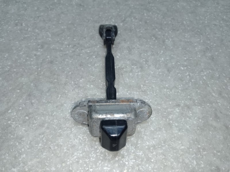 Ограничитель двери передний LEGACY BN 14-18 2014 2.5 FB25B