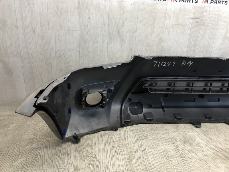 Бампер передний TACOMA 05-15 2015 4.0 1GRFE