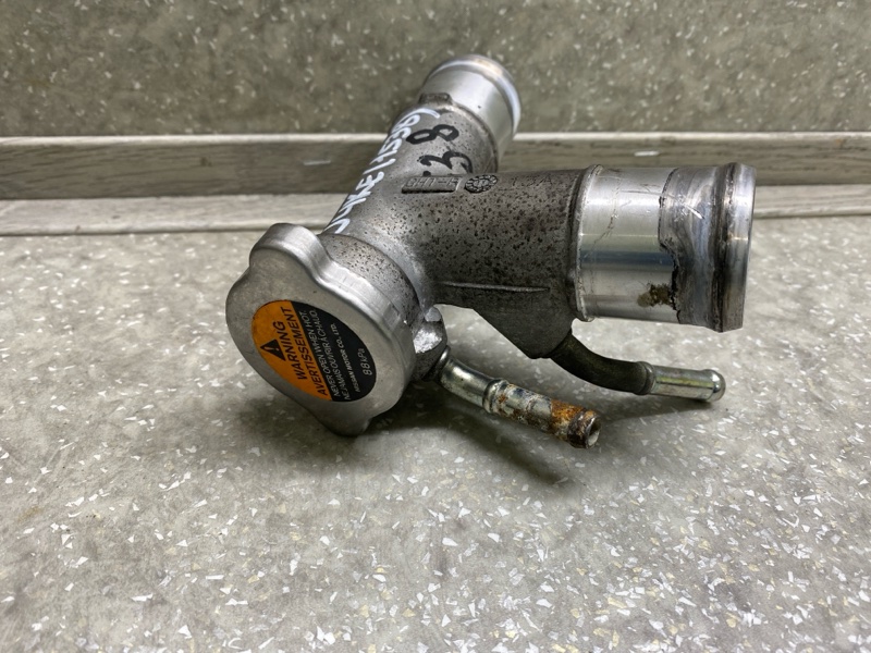 Фланец системы охлаждения NISSAN JUKE 10-19 1.6 MR16DDT