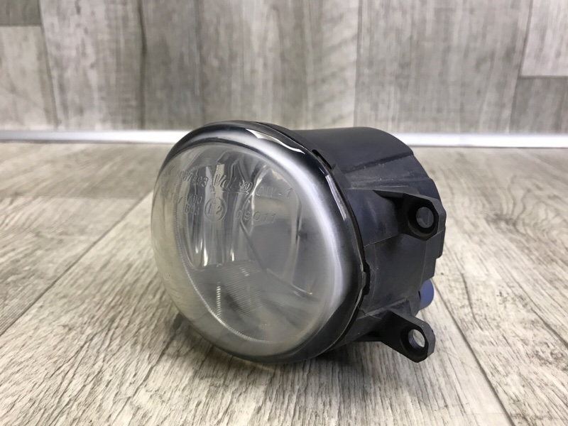Противотуманная фара левая TOYOTA TACOMA 05-15 4.0 1GRFE Противотуманная фара левая TOYOTA TACOMA 05-15 4.0 1GRFE