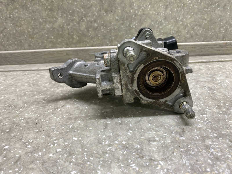 Клапан EGR TOYOTA PRIUS - 30 09-17 XW30 1.8 2ZRFXE