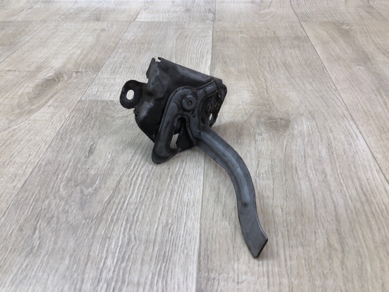 Замок капота SUZUKI GRAND VITARA 05-15 82110-65J01 Б/У