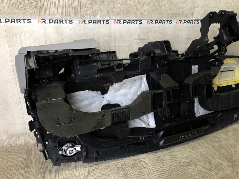 Торпедо SIENNA 11-16 2014 3.5 2GR-FE