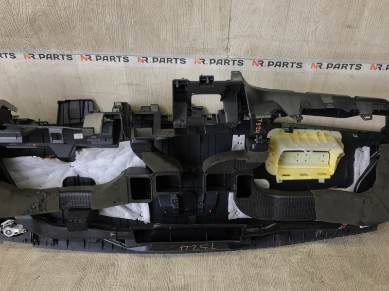 Торпедо SIENNA 11-16 2014 3.5 2GR-FE