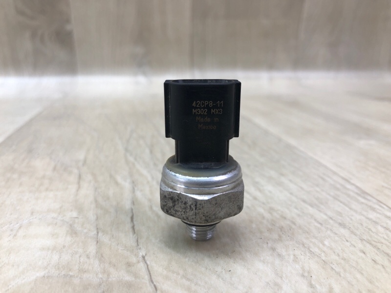 Датчик давления кондиционера VERSA B17 11-19 2015 1.6 HR16DE