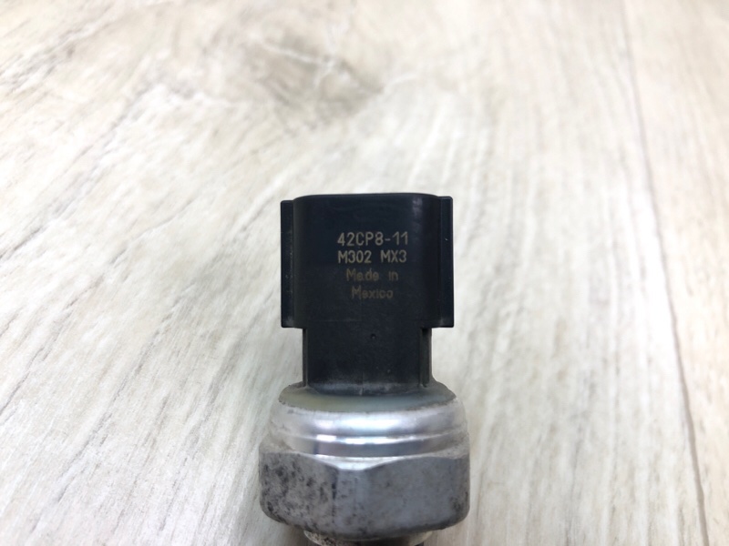 Датчик давления кондиционера VERSA B17 11-19 2015 1.6 HR16DE