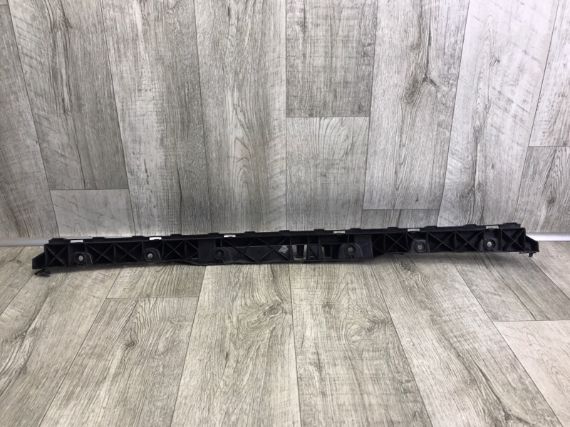 Кронштейн заднего бампера TIGUAN 16-23 2018 DGUA 2.0