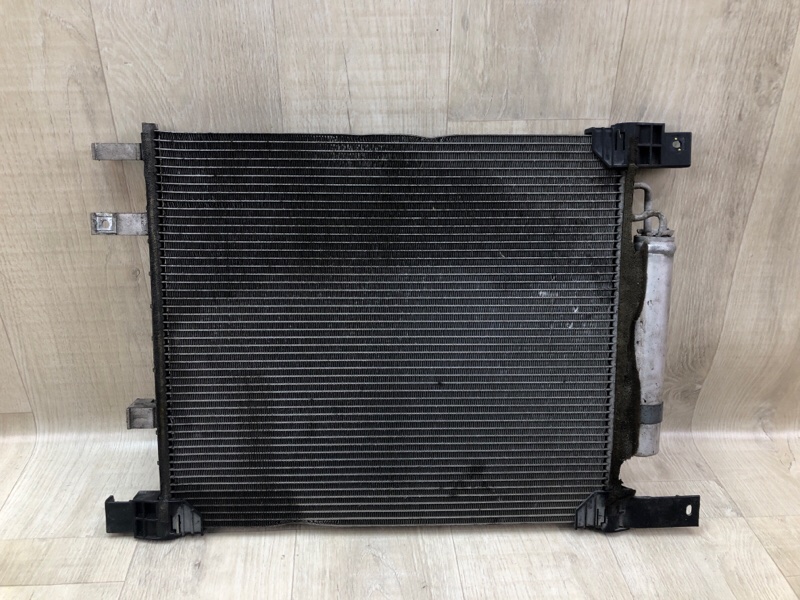 Радиатор кондиционера NISSAN VERSA B17 11-19 2015 1.6 HR16DE 921001HA3A Б/У