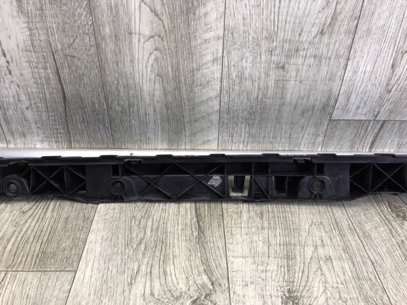 Кронштейн заднего бампера TIGUAN 16-23 2018 DGUA 2.0