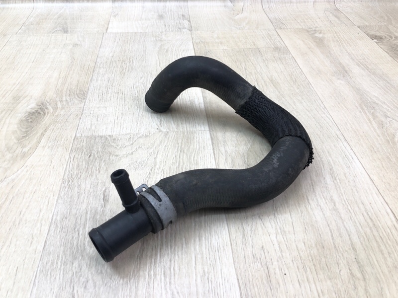 Патрубок системы охлаждения NISSAN VERSA B17 11-19 2015 1.6 HR16DE 215033AB3A Б/У