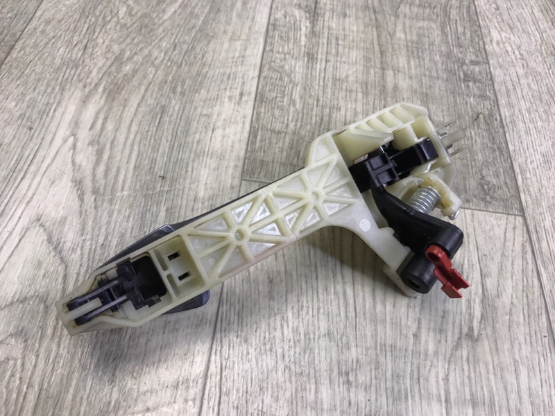 Ручка двери наружная задняя левая RIO FB 17- 2019 1.6 G4FM Ручка двери наружная задняя левая RIO FB 17- 2019 1.6 G4FM