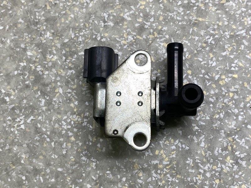 Клапан электромагнитный (вакуумный) OUTLANDER XL 05-13 3.0 6B31