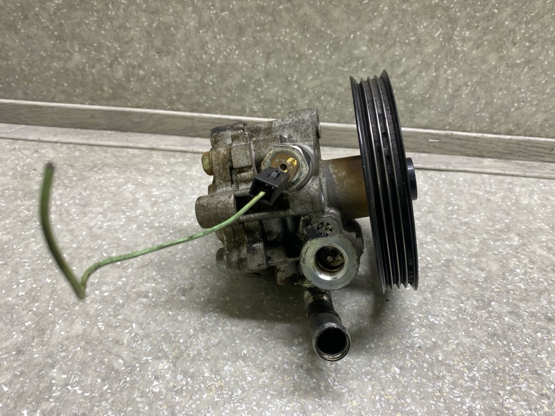 Насос ГУР MITSUBISHI OUTLANDER XL 05-13 3.0 6B31