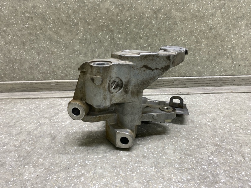 Кронштейн насоса ГУР OUTLANDER XL 05-13 3.0 6B31