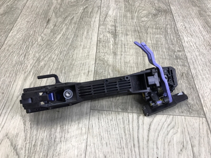 Ручка двери наружная задняя левая TOYOTA CAMRY 40 06-11 3.5 2GR-FE Ручка двери наружная задняя левая TOYOTA CAMRY 40 06-11 3.5 2GR-FE