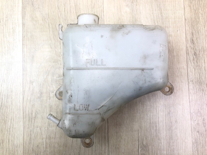 Бачок расширительный SUZUKI GRAND VITARA 05-15 17931-65J00 Б/У